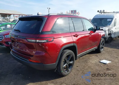 2024 Jeep Grand Cherokee Altitude X 4X4 z USA, uszkodzony, nr VIN 1C4RJHAG2RC209394